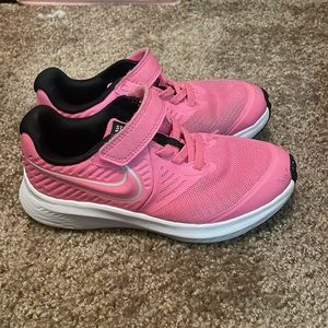 Girls Pink Nike Runner shoes